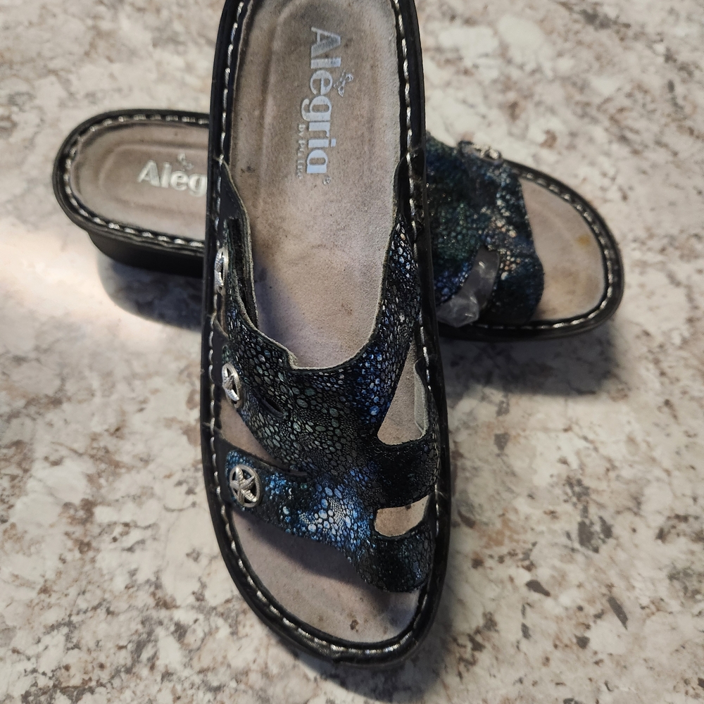 Alegria Kids' Black and Blue Shoes
